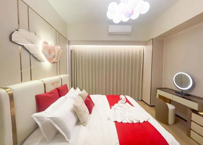 Cozy 3br In Bay Near Okada Ii 12pax * Manila