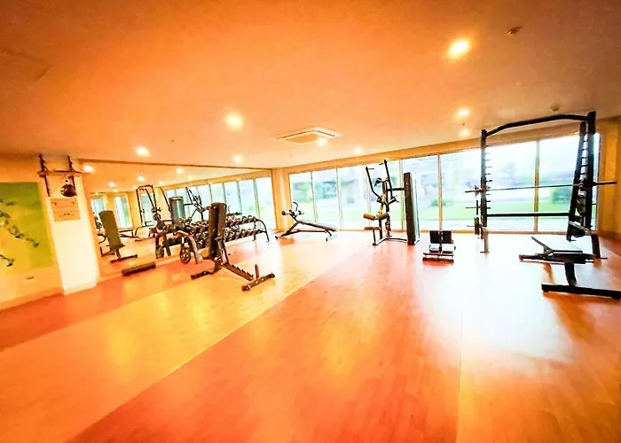 Apartment Cozy 3br In Bay Near Okada Ii 12pax Manila