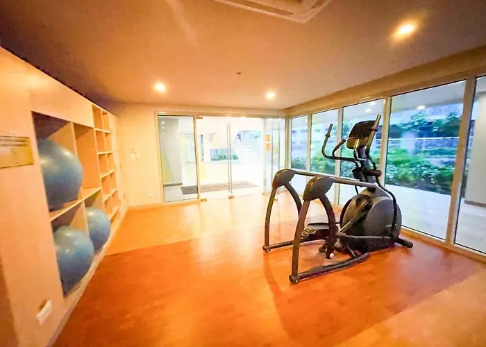 Cozy 3br In Bay Near Okada Ii 12pax * Manila