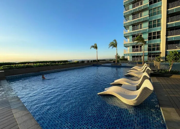 Cozy 3br In Bay Near Okada Ii 12pax * Manila